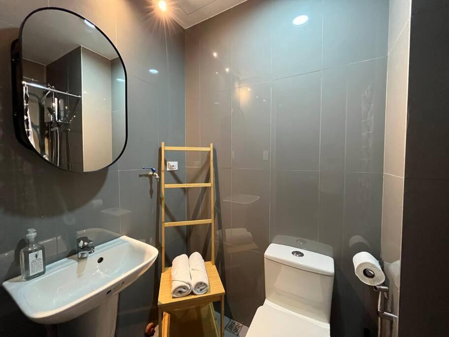 Apartamento Hygge With Ayala Cbd Makati View! New! Manila