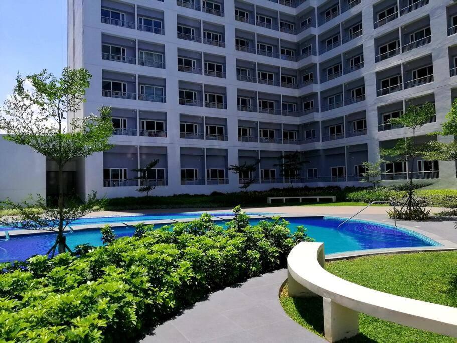 Apartamento Grace Residences - Pristine Unit Near Bgc, Sm Aura, Market Market, Mckinley Hills, Uptown Mall *