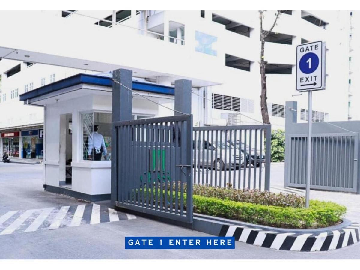Grass Residences Malls Pools & Gardens Sm North Qc Mla
