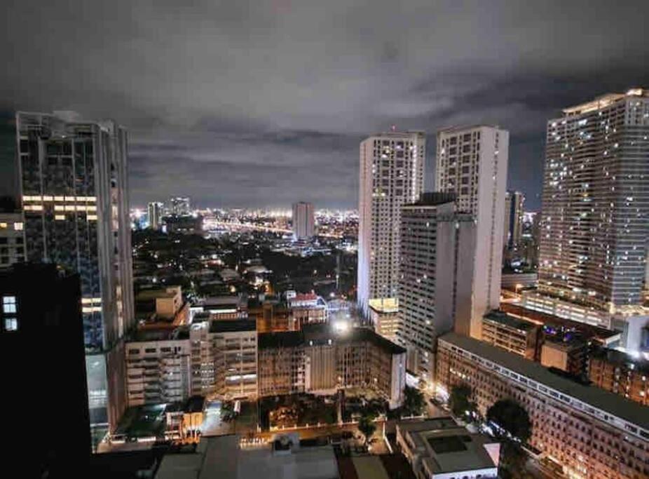 And Cozy Near Greenbelt Makati With Balcony Apartment *