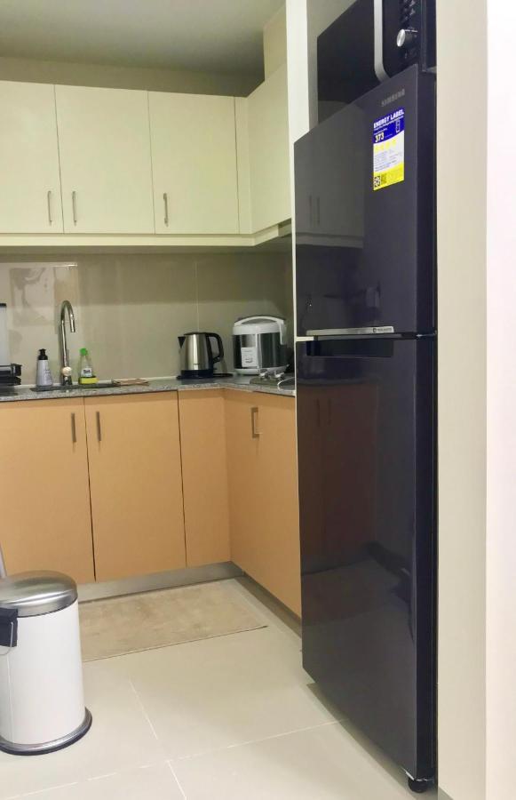 Apartment New & Modern Cozy 1br W/ Balcony@bgc, Wifi 300mbps