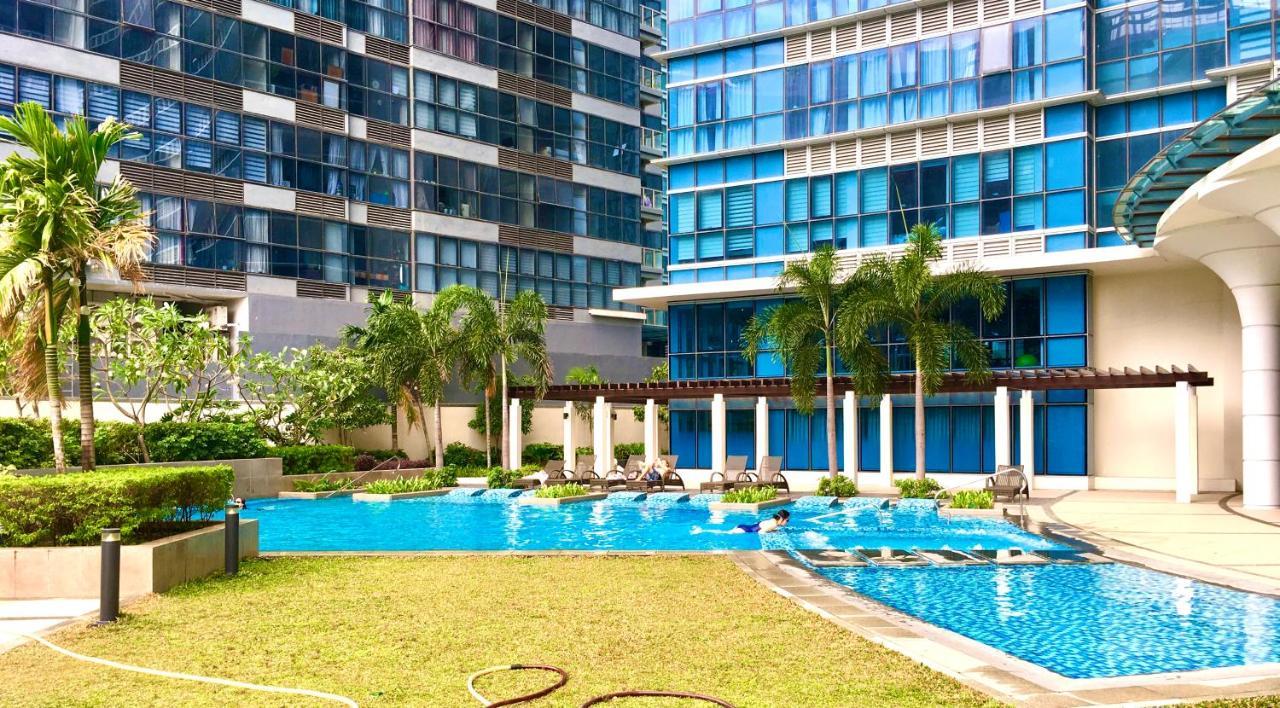 Apartment New & Modern Cozy 1br W/ Balcony@bgc, Wifi 300mbps *