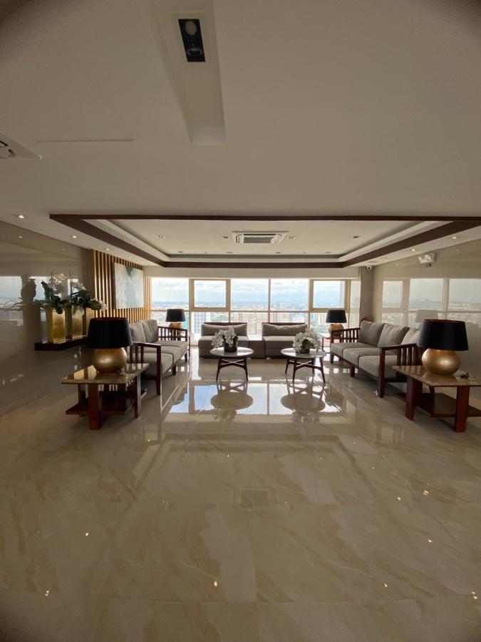 Coast By J 34th Floor * Manila