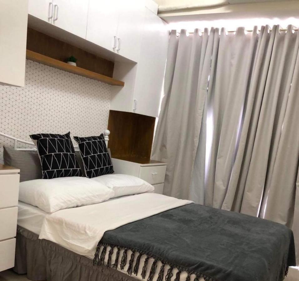Apartment Flexi Unit 1br Or 2br Convertible At South Residences Pinas *