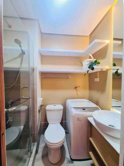 Condotel Vibe At Spring Residences Near Airport Apartamento