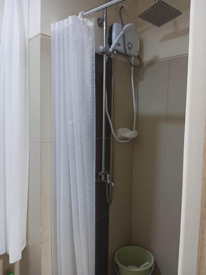 Apartment Breeze Residences - 1br Unit With Balcony -top Floor Manila