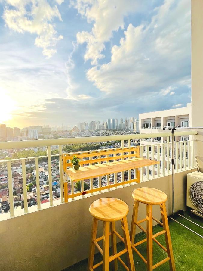 Sunset View W/ King Bednwi-fi At Grace Res, Taguig * Manila