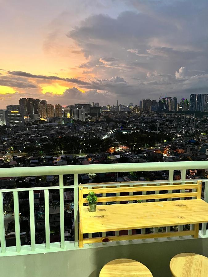 Sunset View W/ King Bednwi-fi At Grace Res, Taguig * Manila