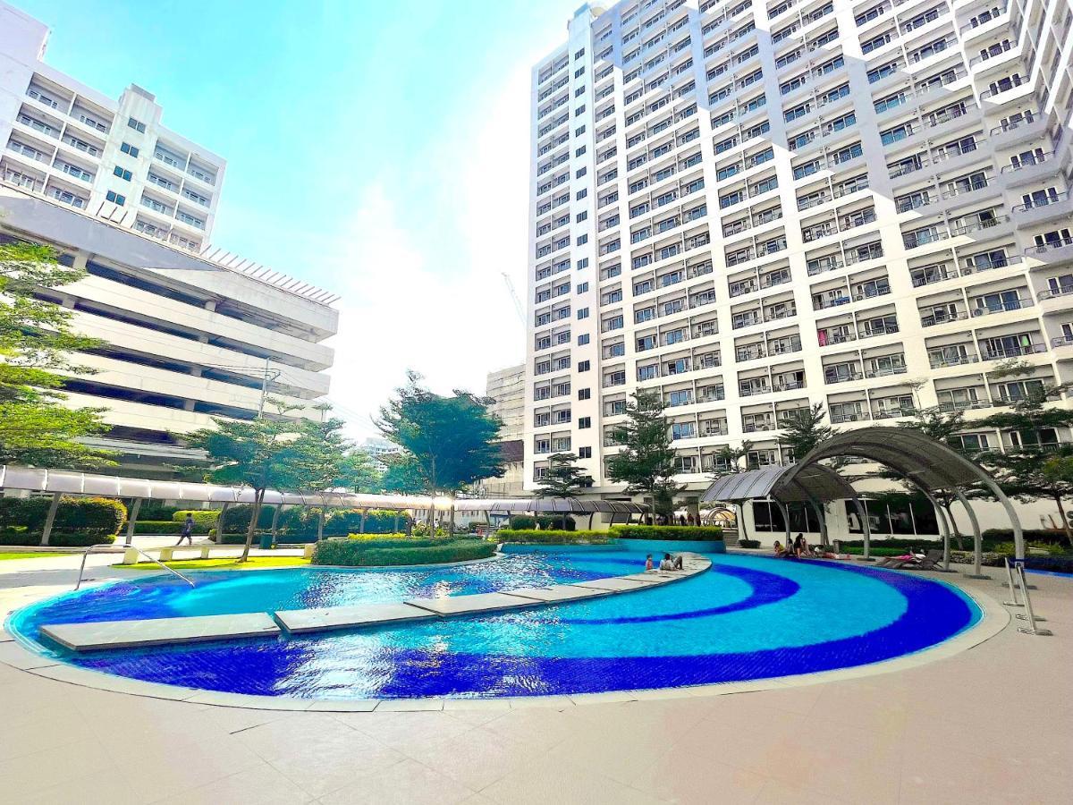 Apartment Sunset View W/ King Bednwi-fi At Grace Res, Taguig Manila
