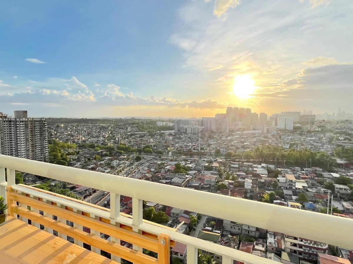 Apartment Sunset View W/ King Bednwi-fi At Grace Res, Taguig Manila