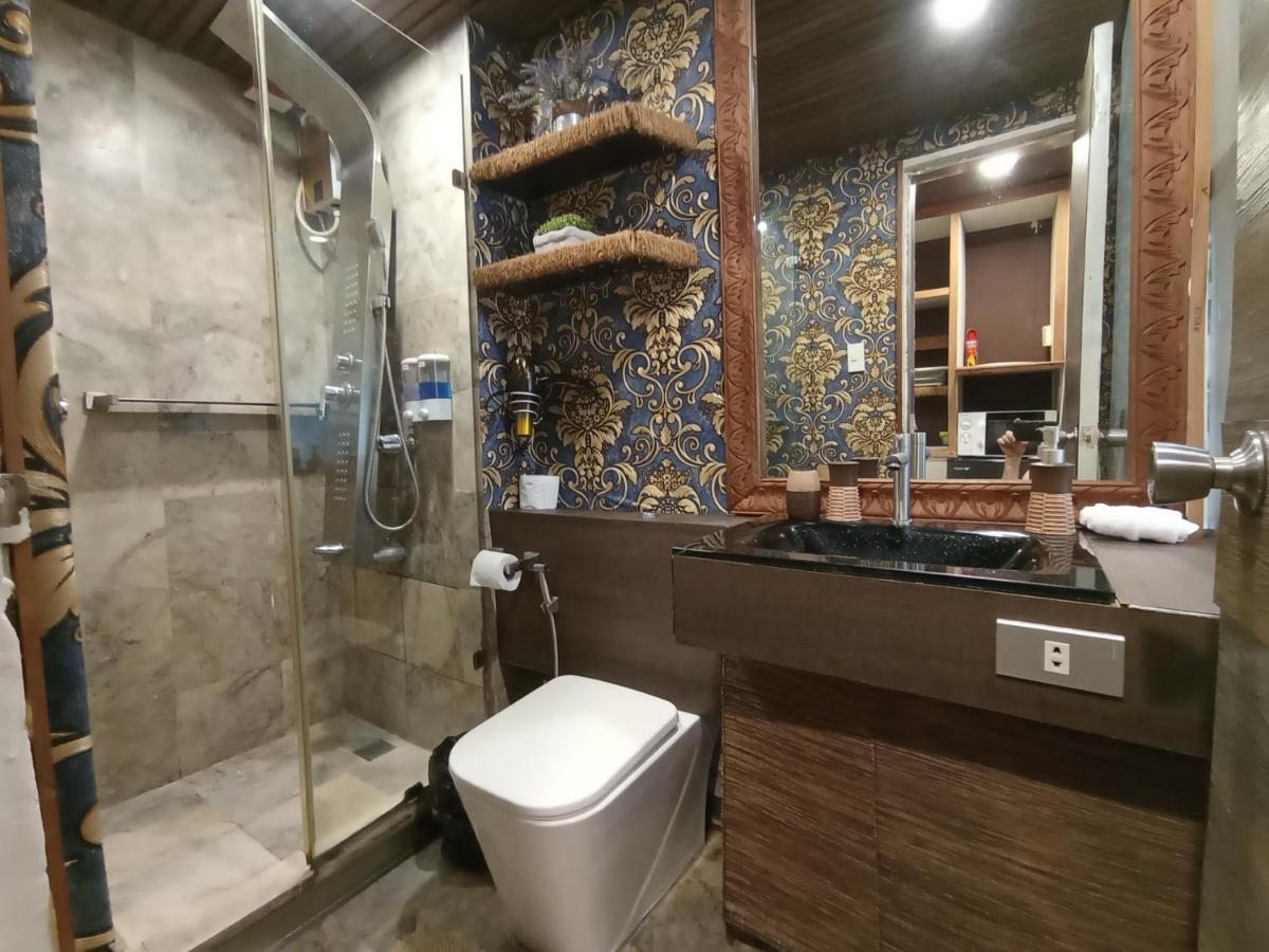The Staycation - Serviced * Manila
