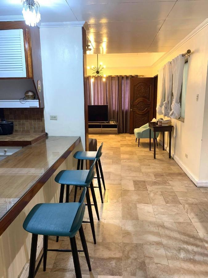 Apartment House A - Bahay Bakasyunan In New Intramuros Village, Old Balara Q.c *