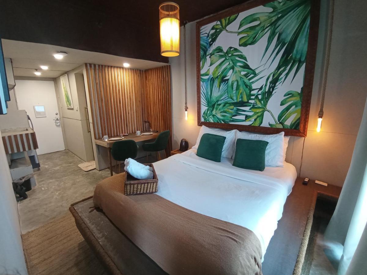 Aparthotel The Staycation - Serviced *