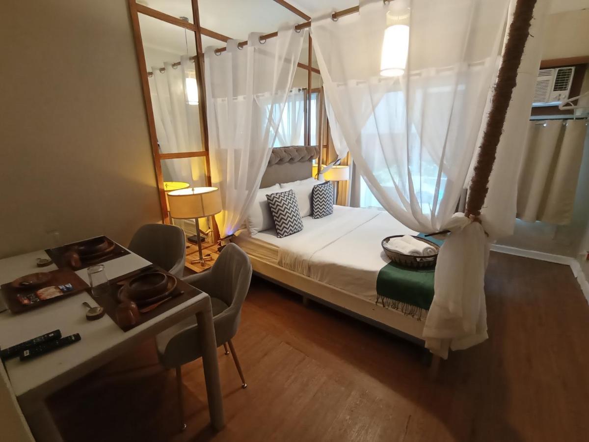 Aparthotel The Staycation - Serviced