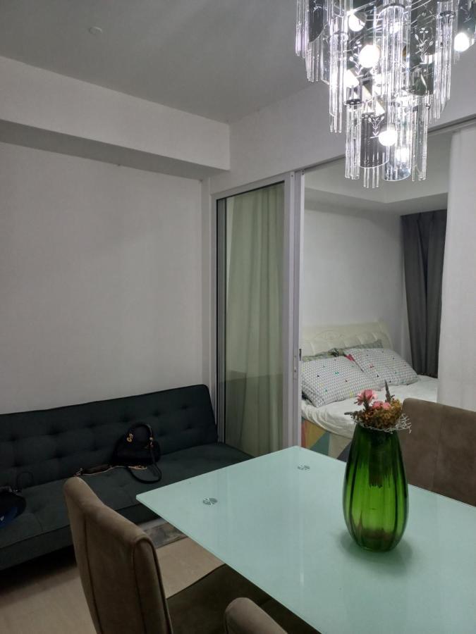 Azure Urban Staycation Bah 337 Unli Wifi 24 Hrs Check In No Security Deposit Hygeinic View Hotel Manila
