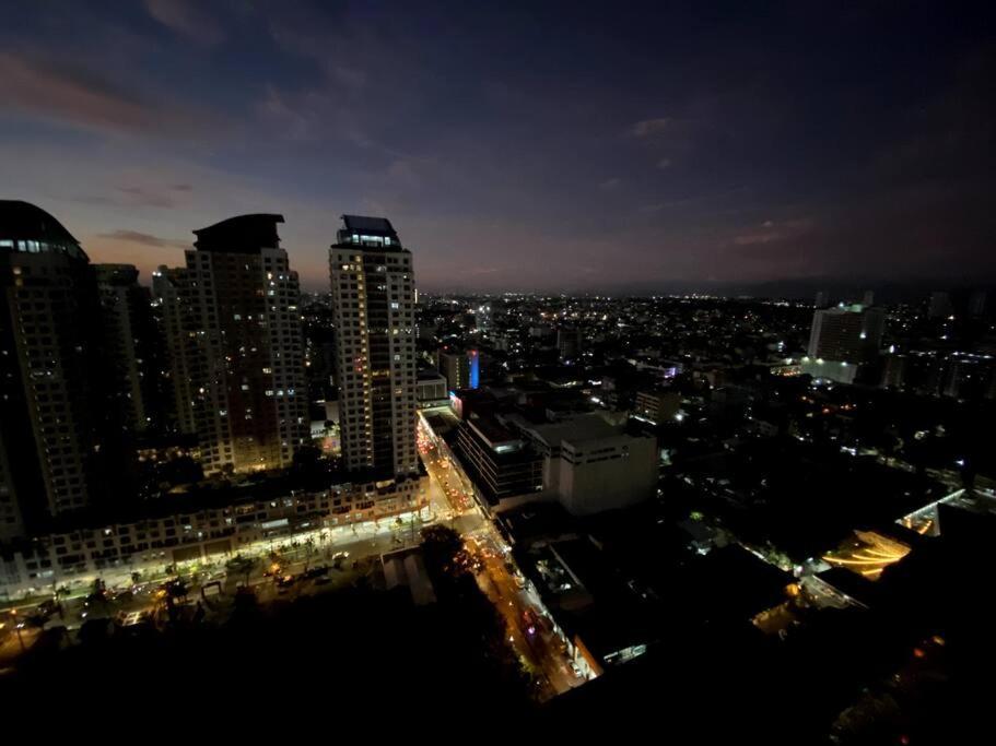 Large Cubao With 2 Beds