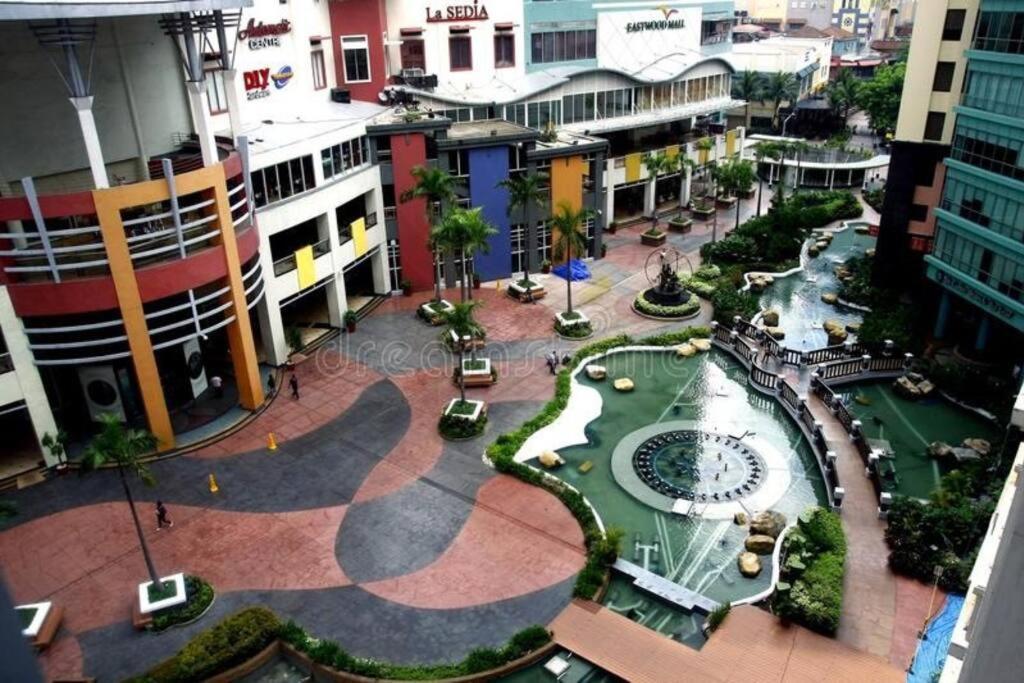 Large Cubao With 2 Beds * Manila