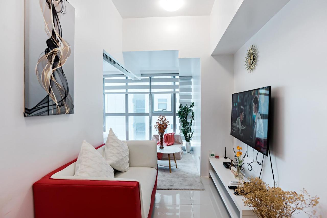 1br In Uptown Bgc Manila