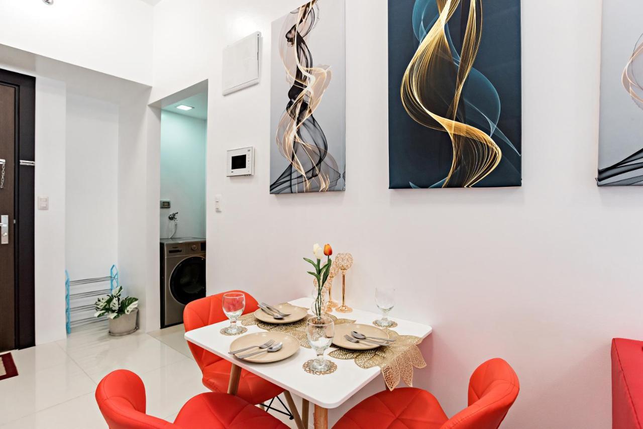 1br In Uptown Bgc Aparthotel