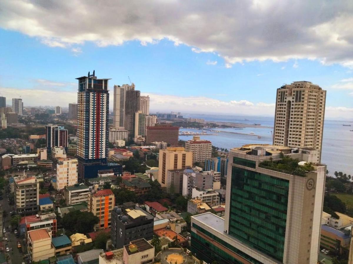Birch Tower - Staycation In Apartment Manila