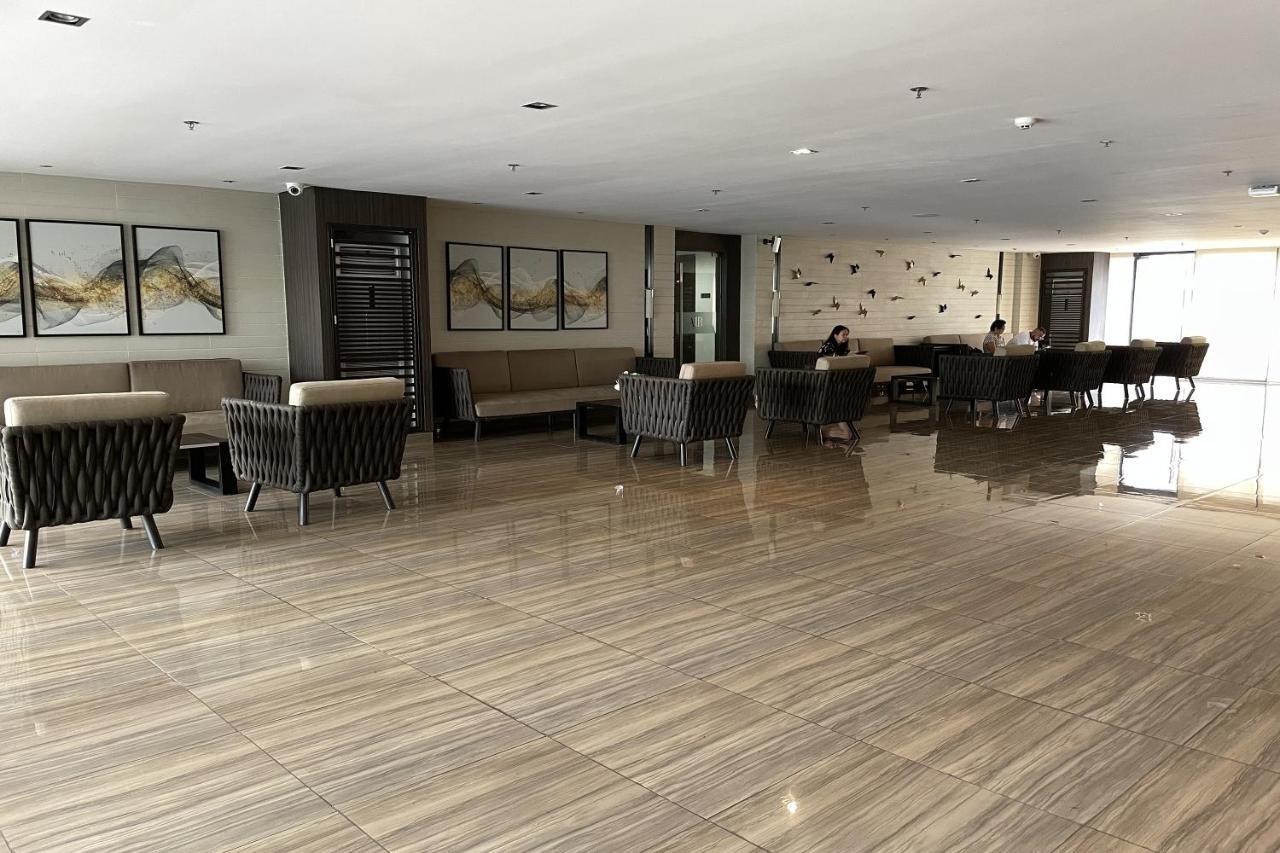 Luxury Air Residences By Makati *