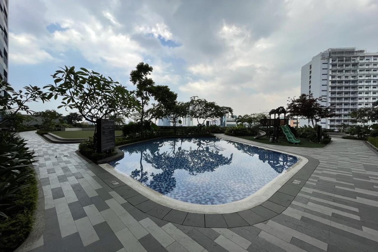 Luxury Air Residences By Makati * Manila