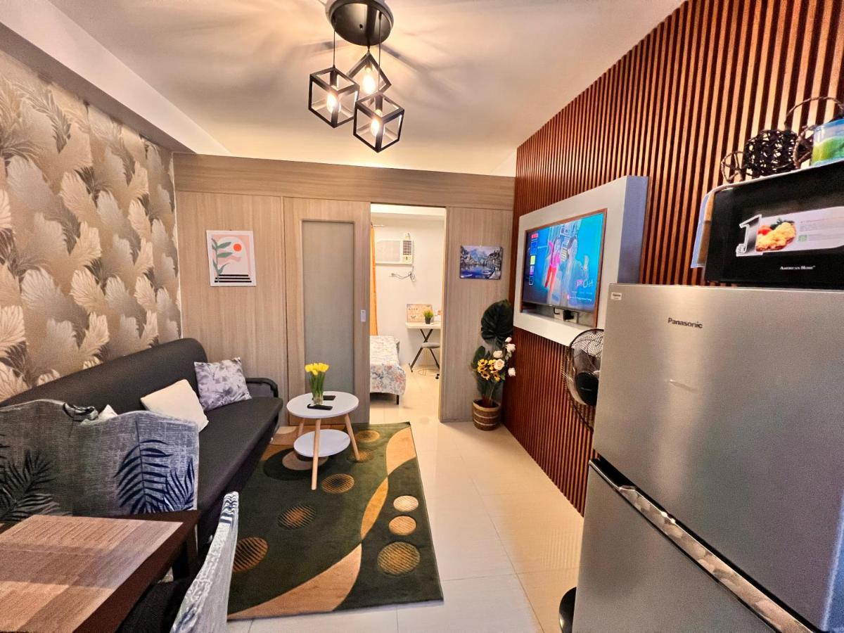 Aparthotel Yam Staycation Shore Residences Manila