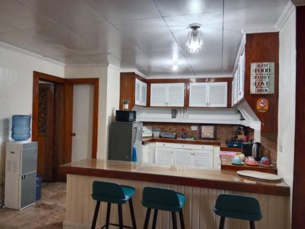 House A - Bahay Bakasyunan In New Intramuros Village, Old Balara Q.c Apartment