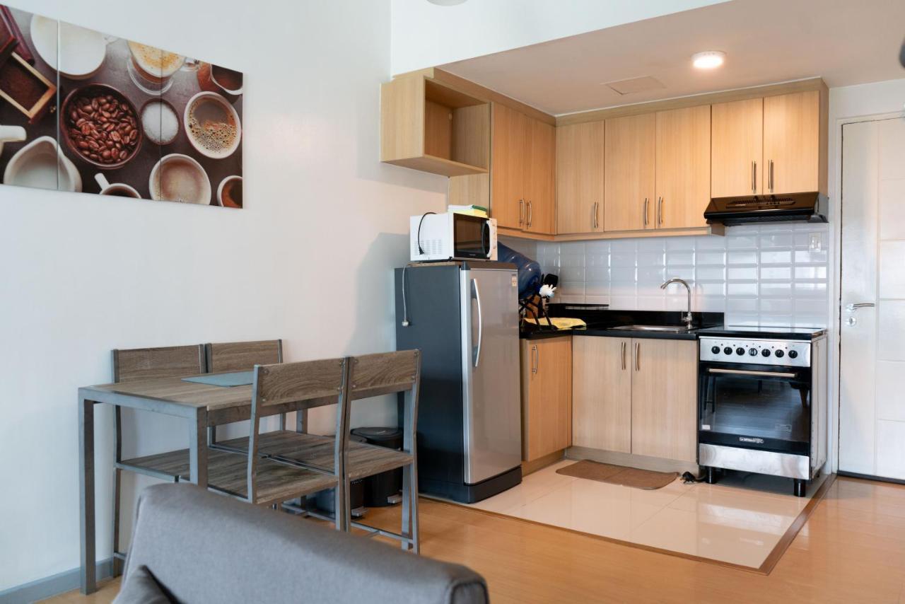 Apartment Prime Avant Bgc Location By Ph Staycation Manila