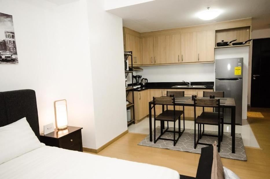 Prime Avant Bgc Location By Ph Staycation Apartment *