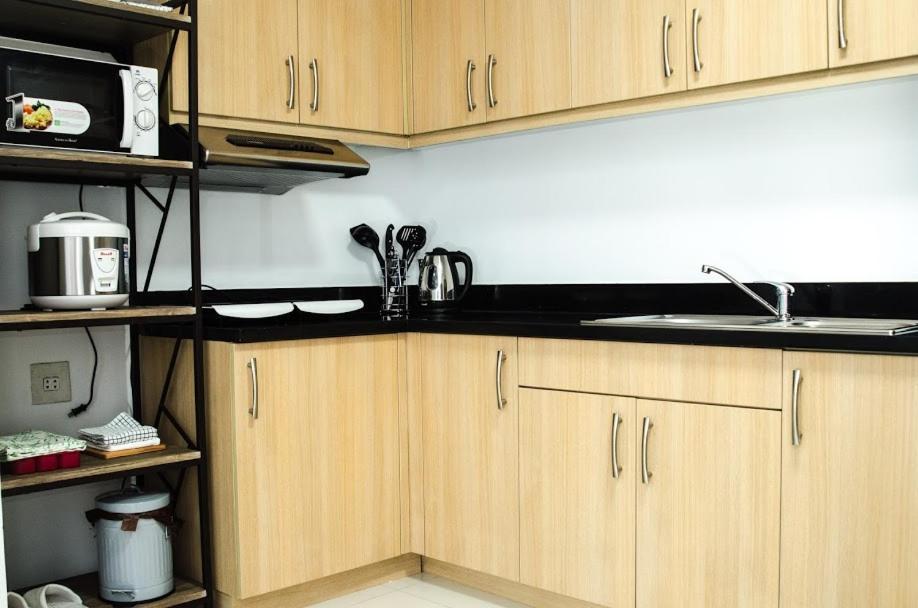 Apartment Prime Avant Bgc Location By Ph Staycation Manila
