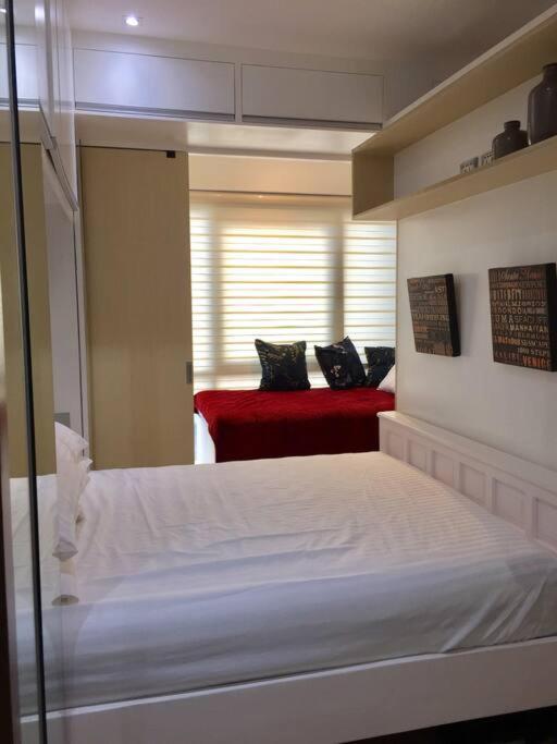 Apartment Modern Minimalist Unit Across Naia3 *
