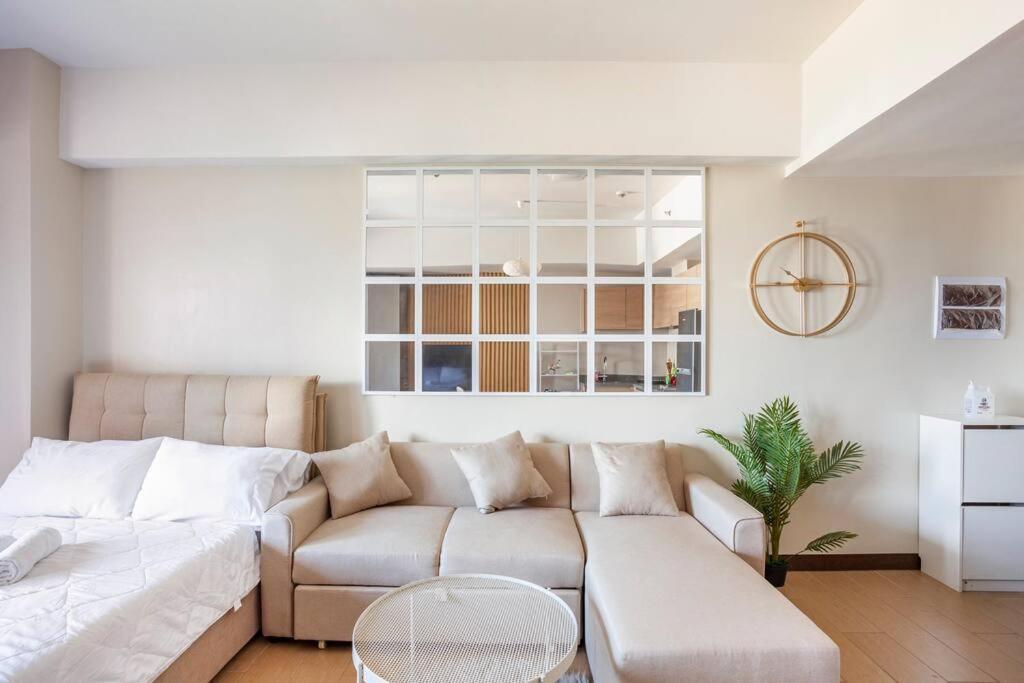 Apartment Refined & Homey Luxury