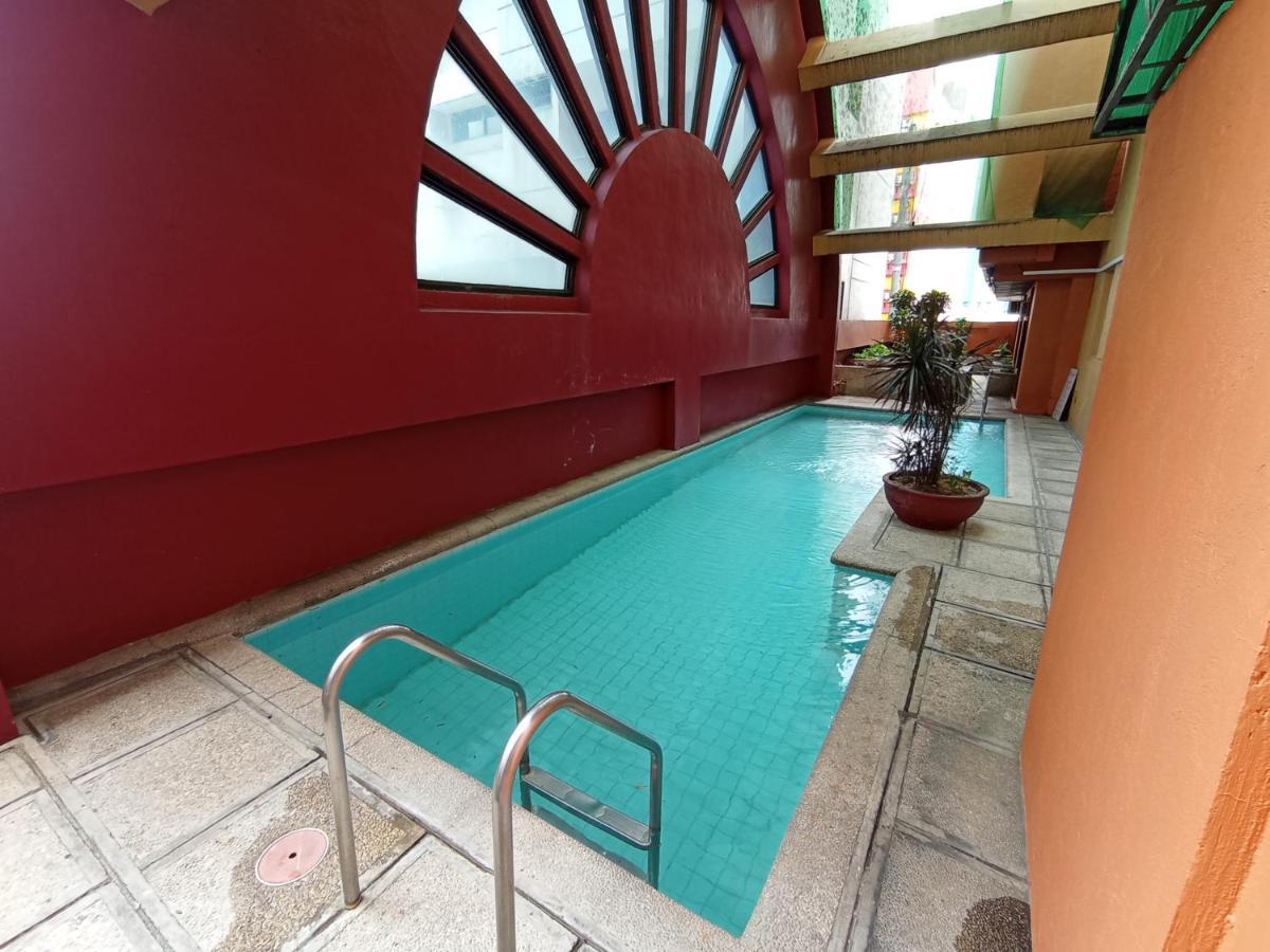 The Staycation - Serviced Aparthotel