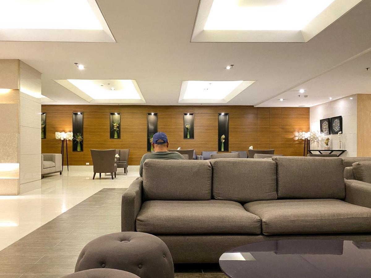 Apartment By The Bay Roxas Blvd Yacht Club Us Embassy *