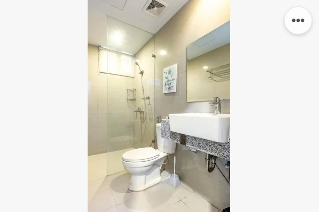 Apartment Refined & Homey Luxury