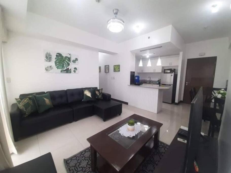 Apartment Cubao Manhattan Heights Unit 6h Tower B, 2br