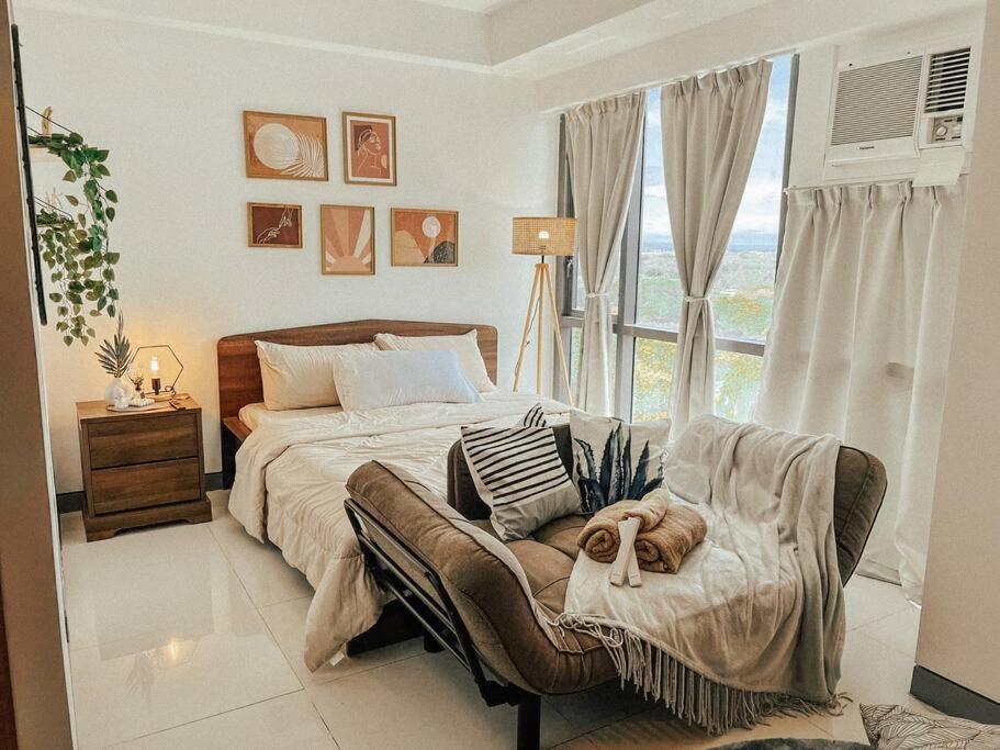 Chic And Cozy Viceroy Residences Taguig * Manila