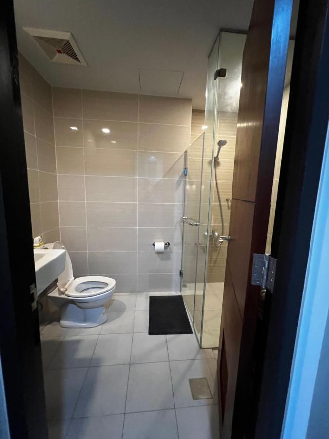 Apartment 1 Bedroom Uptown Bgc Across Uptown Mall