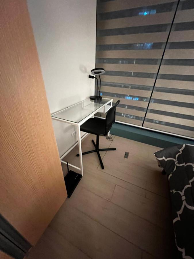 Apartment 1 Bedroom Uptown Bgc Across Uptown Mall