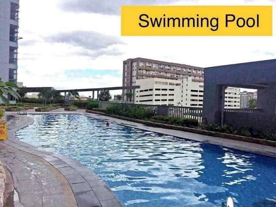 Apartment Cubao Manhattan Heights Unit 6h Tower B, 2br *