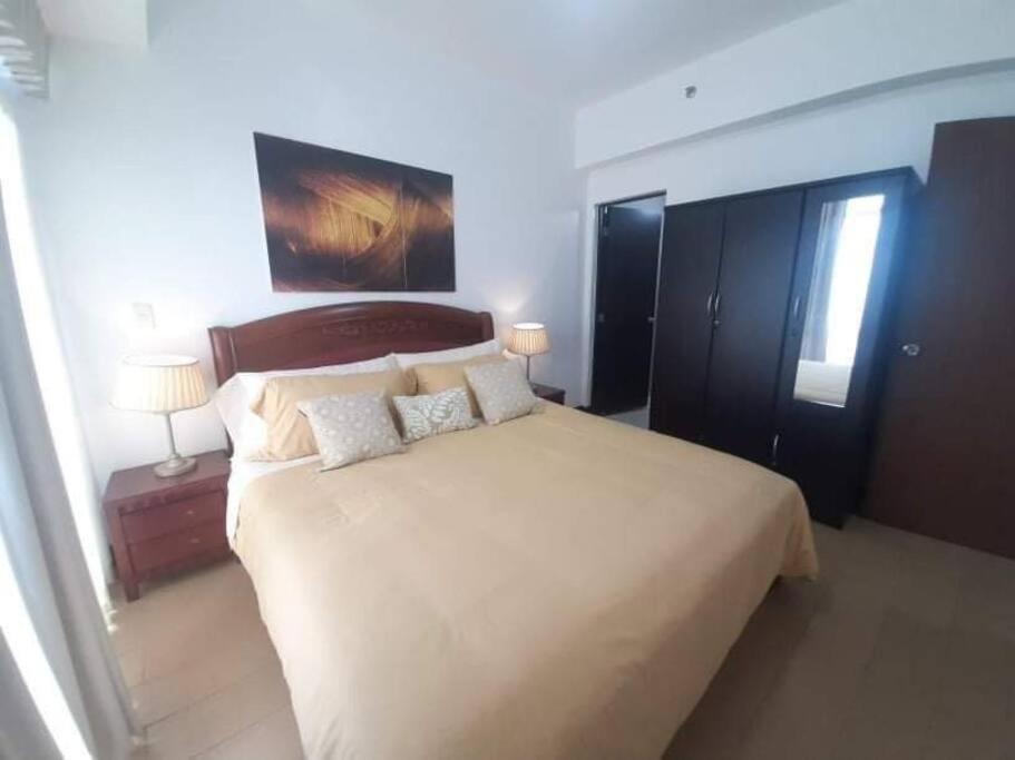 Cubao Manhattan Heights Unit 6h Tower B, 2br *