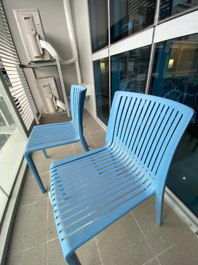 1 Bedroom Uptown Bgc With Balcony Apartamento Manila