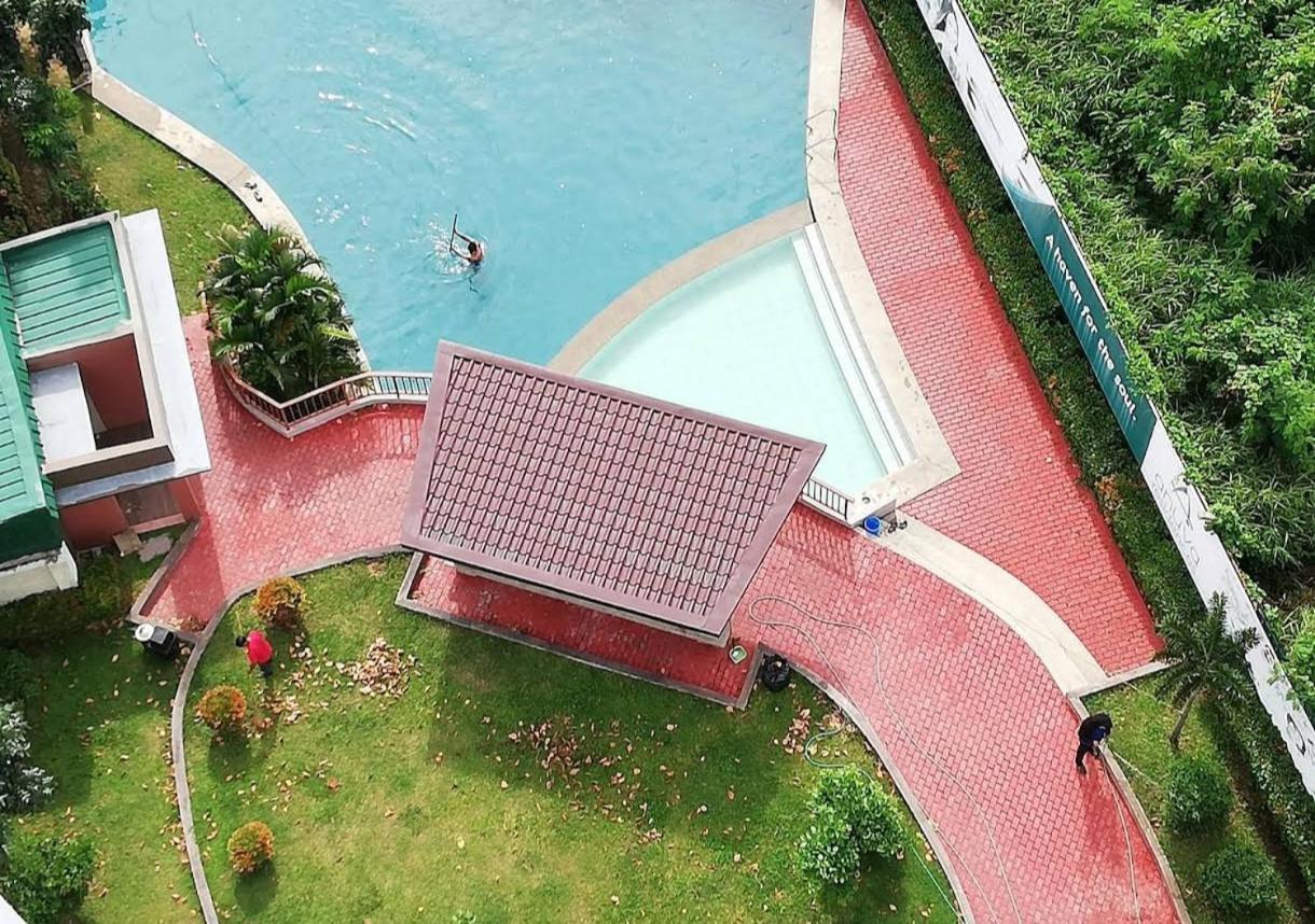 Apartment Staycation Alabang *