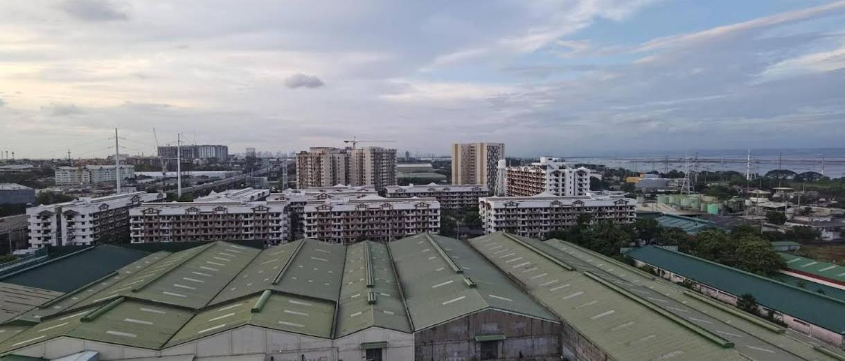 Alabang Staycation Apartment Manila
