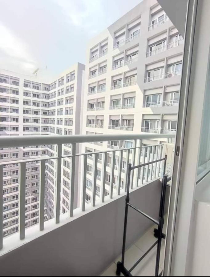 Mary's Pool View At Grace Residences Near Bgc