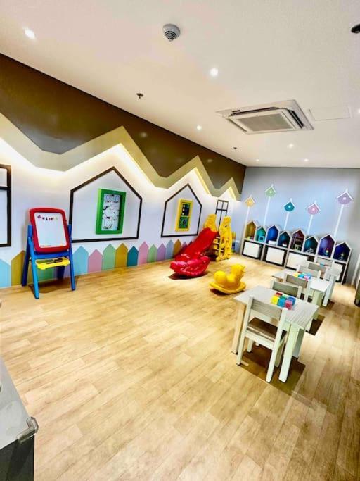 Luxury Living @ Eastwood