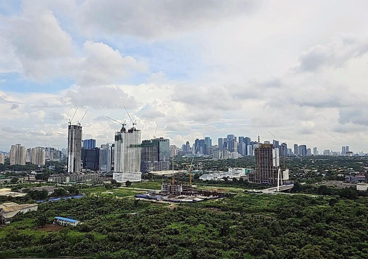 Fabulous View Circulo Verde, Qc Manila