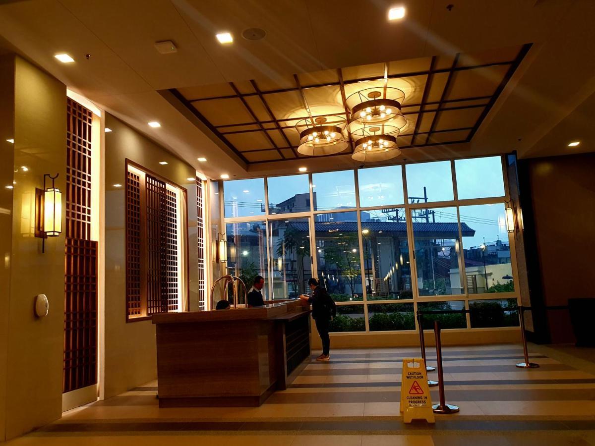 Mandaluyong 2 Bedroom For Rent *