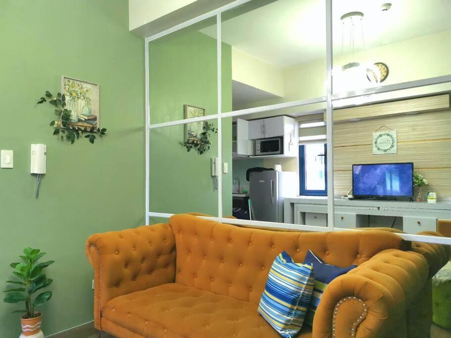 New Cosy 1br Above Air Mall Walk To Ayala/buendia Apartment Manila